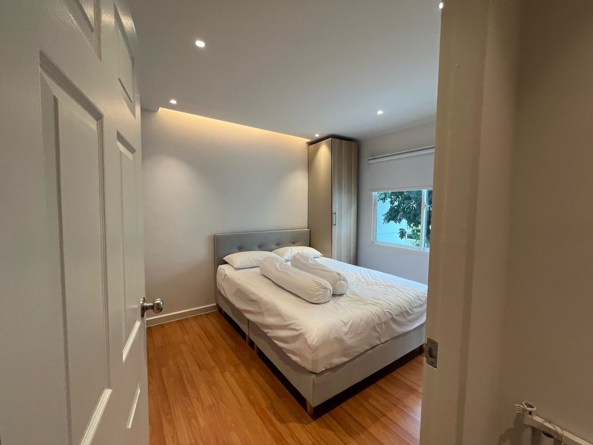 For RentTownhomeLadkrabang, Suwannaphum Airport : RH021826 Townhome for rent, 3 floors, 3 bedrooms, newly renovated at The Metro Rama 9 near ARL Hua Mak.