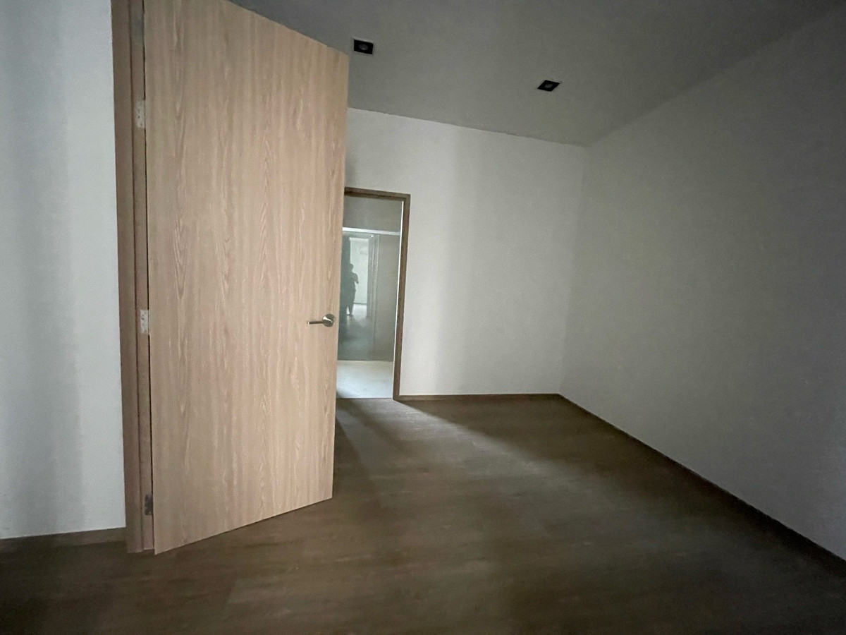 ให้เช่าทาวน์โฮมลาดพร้าว101 แฮปปี้แลนด์ : ให้เช่า – ทาวน์โฮมสุดหรู โครงการ THER LADPRAO 93 (เธอ ลาดพร้าว 93)  วิวสวน บรรยากาศร่มรื่น