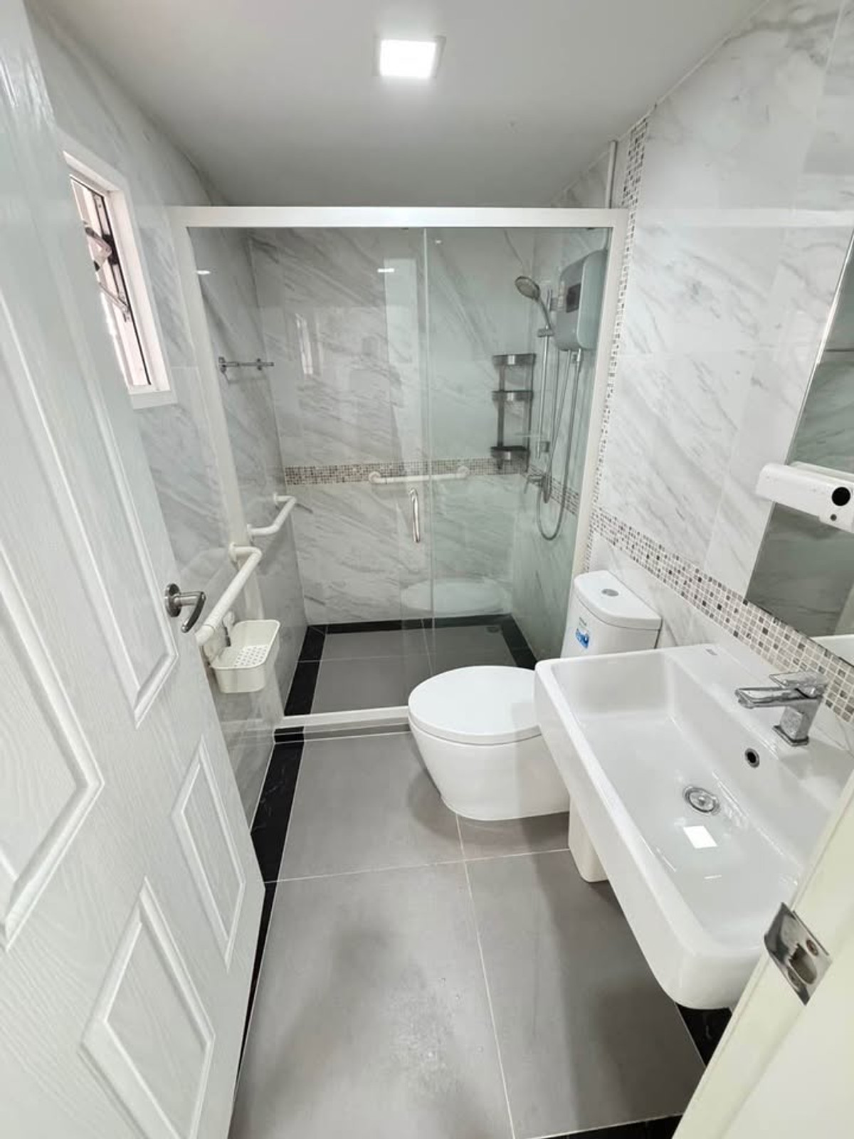 ให้เช่าบ้านเกษตร นวมินทร์ ลาดปลาเค้า : RH021526 ให้เช่าบ้านเดี่ยว 2 ชั้น 4 ห้องนอน at Grandio Ladprao-Kaset Nawamin