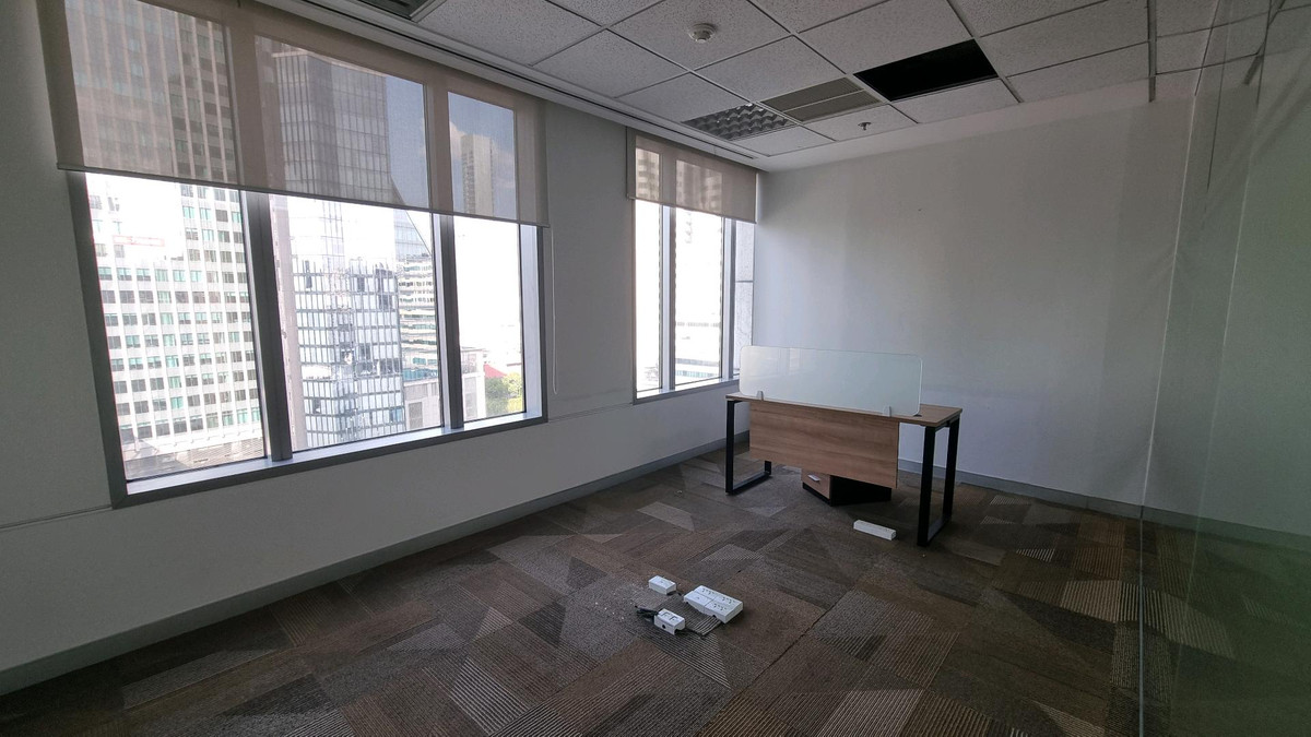 ให้เช่าสำนักงานสุขุมวิท อโศก ทองหล่อ : สำนักงานให้เช่า ทำเลอโศก ติด BTS / MRT 375.96 ตรม