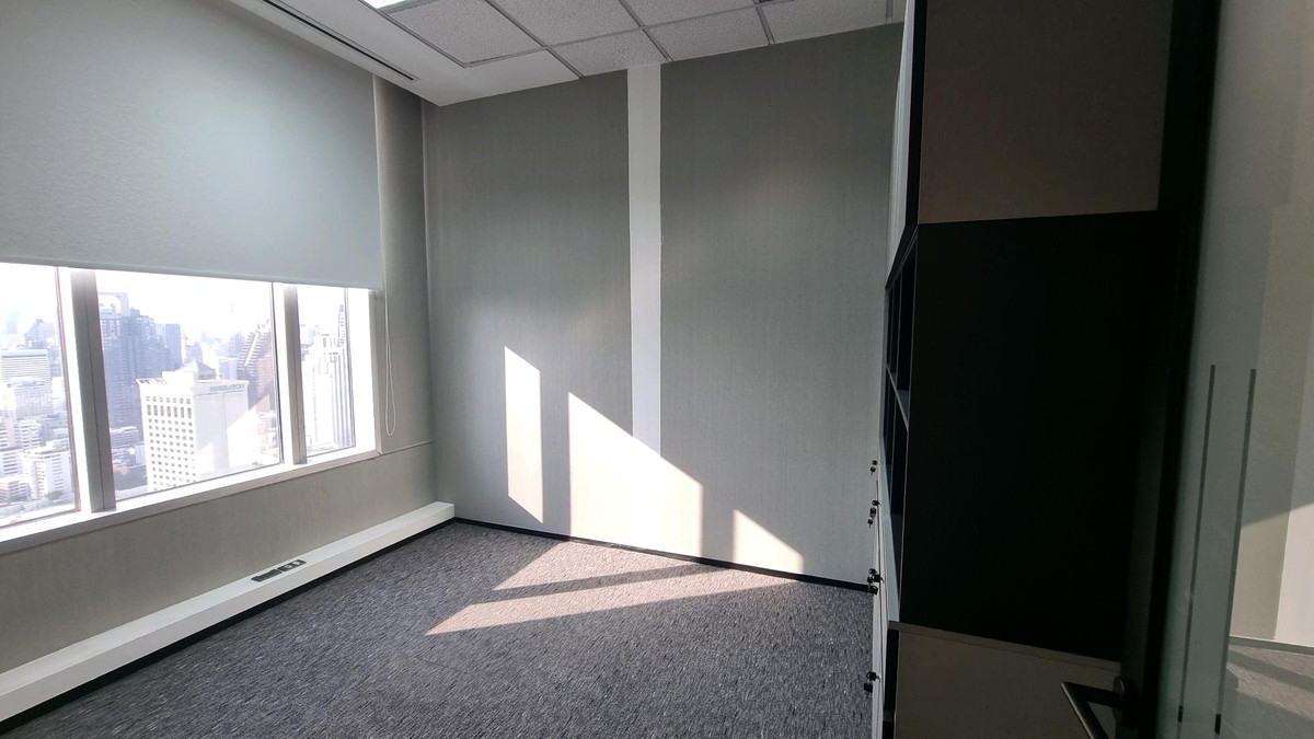 ให้เช่าสำนักงานสุขุมวิท อโศก ทองหล่อ : สำนักงานให้เช่า ทำเลอโศก ติด BTS / MRT 412 ตรม ตกแต่งหรู