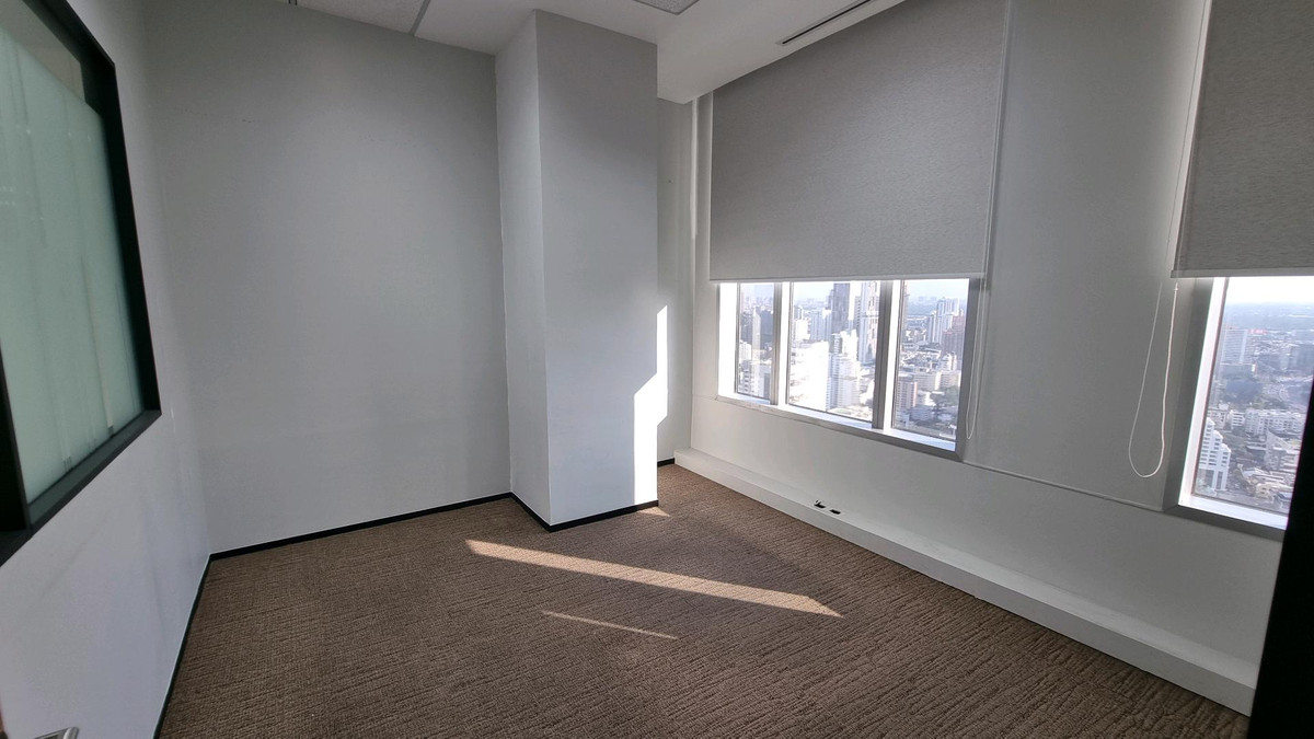 ให้เช่าสำนักงานสุขุมวิท อโศก ทองหล่อ : สำนักงานให้เช่า ทำเลอโศก ติด BTS / MRT 412 ตรม ตกแต่งหรู