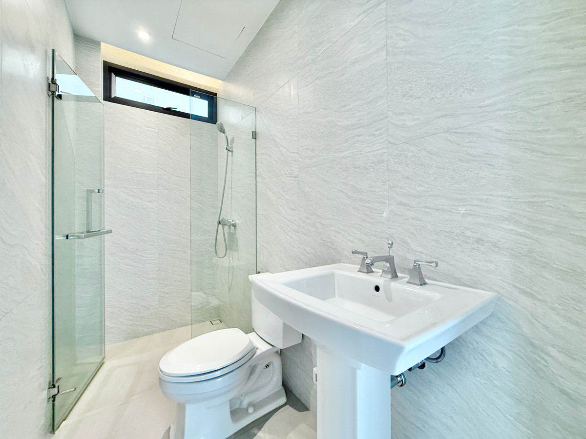 ขายบ้านลาดพร้าว เซ็นทรัลลาดพร้าว : 🚀 Altitude Mastery พหล24 - บ้านเดี่ยว3ชั้น ใกล้รถไฟฟ้าเพียง550เมตร 092-545-6151 (ทีม)