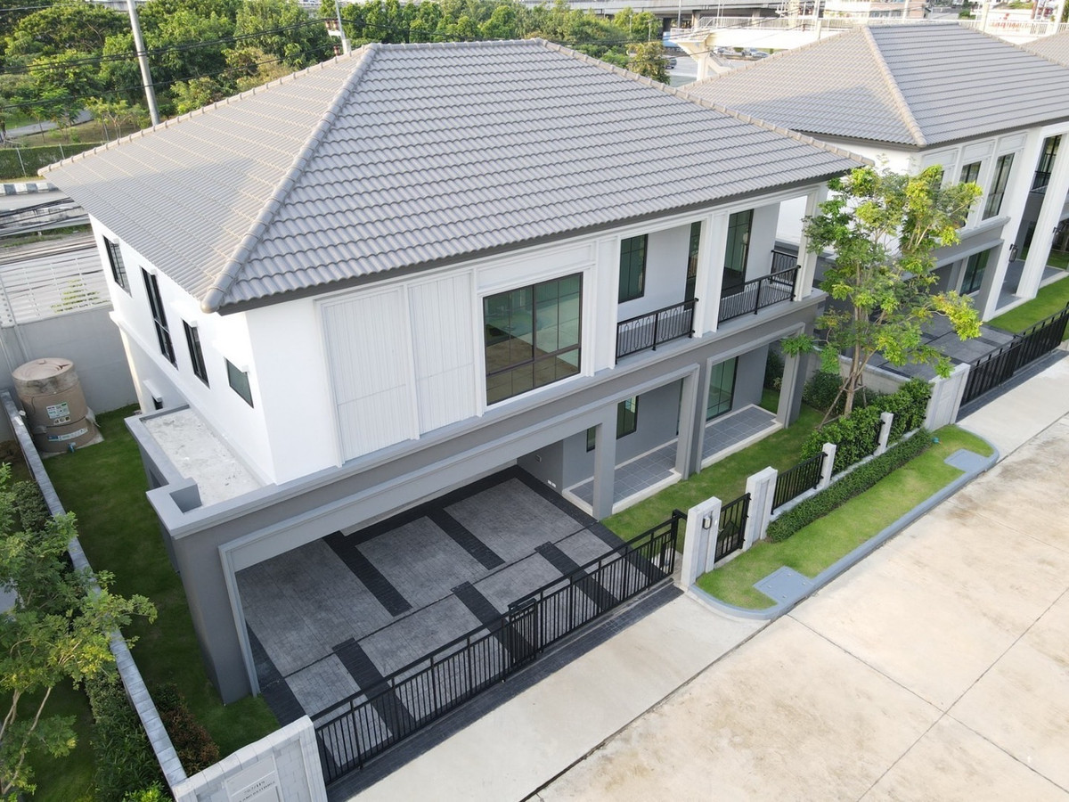 ขายบ้านลาดกระบัง สุวรรณภูมิ : 🏡ขายบ้านเดี่ยว2ชั้น โครงการแกรนด์บริทาเนียกรุงเทพกรีฑา-สุวรรณภูมิ 
ราคา💸พิเศษ12.99ลบ 