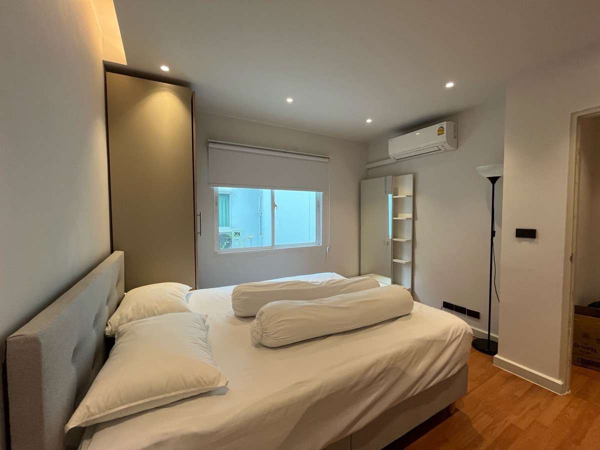 For RentTownhomeLadkrabang, Suwannaphum Airport : RH021826 Townhome for rent, 3 floors, 3 bedrooms, newly renovated at The Metro Rama 9 near ARL Hua Mak.