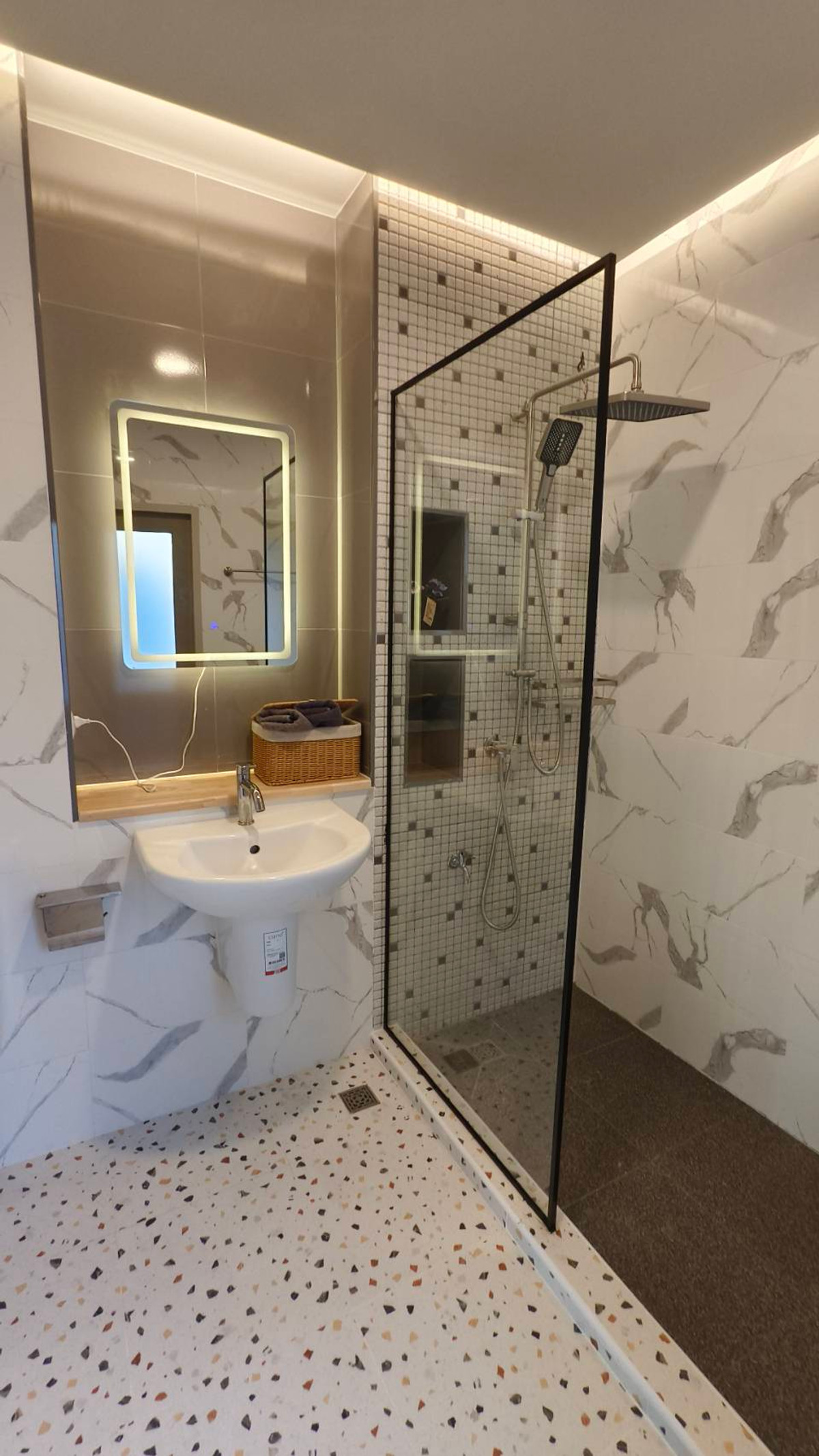 ขายทาวน์โฮมแจ้งวัฒนะ เมืองทอง : ทาวน์โฮม 3 ชั้นรีโนเวทใหม่ ใจกลางเมืองทองธานี ใกล้ทัั้งทางด่วน รถไฟฟ้าสายสีชมพู และห้างร้านของกินเด็ดๆเพียบ