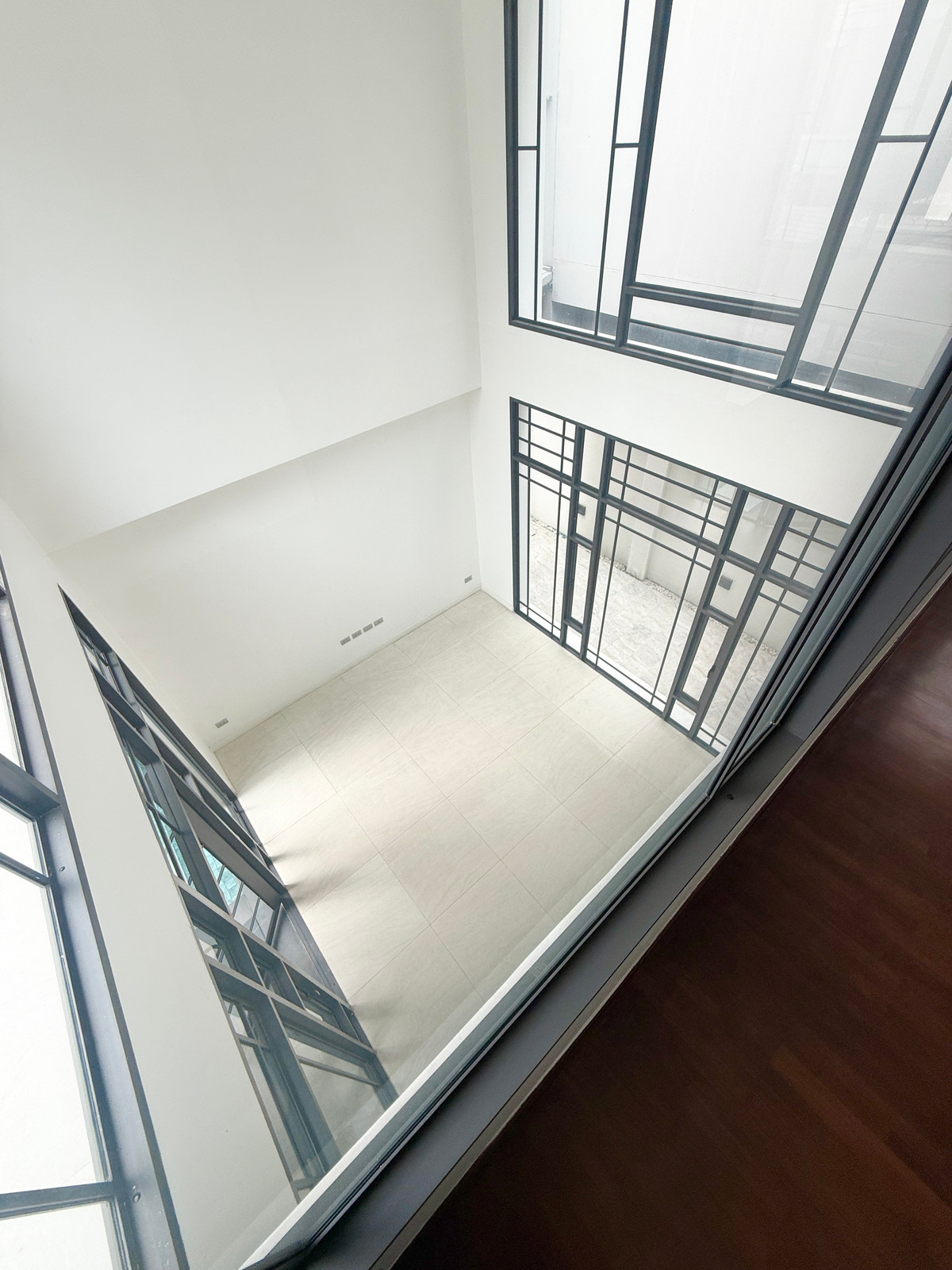 ขายบ้านลาดพร้าว เซ็นทรัลลาดพร้าว : 🚀 Altitude Mastery พหล24 - บ้านเดี่ยว3ชั้น ใกล้รถไฟฟ้าเพียง550เมตร 092-545-6151 (ทีม)