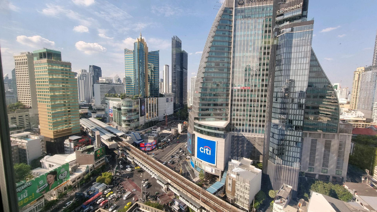 ให้เช่าสำนักงานสุขุมวิท อโศก ทองหล่อ : สำนักงานให้เช่า ทำเลอโศก ติด BTS / MRT 492.64 ตรม ตกแต่งแล้ว