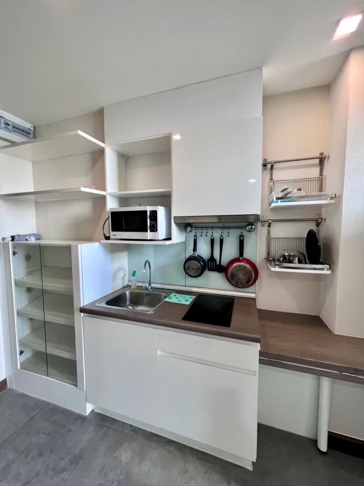 ขายคอนโดบางนา แบริ่ง ลาซาล : Beyond Sukhumvit (บียอน สุขุมวิท) BTS อุดมสุข [CC-01]