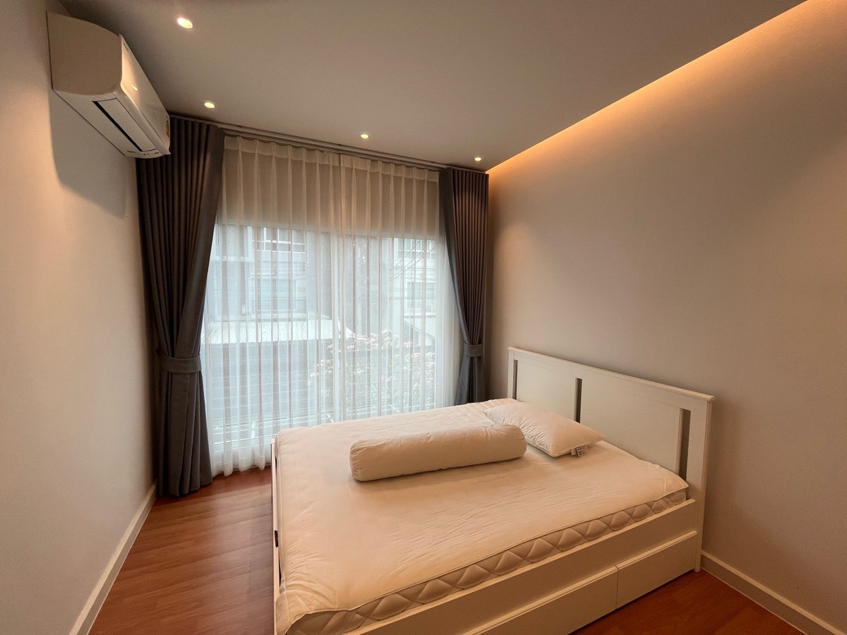 For RentTownhomeLadkrabang, Suwannaphum Airport : RH021826 Townhome for rent, 3 floors, 3 bedrooms, newly renovated at The Metro Rama 9 near ARL Hua Mak.