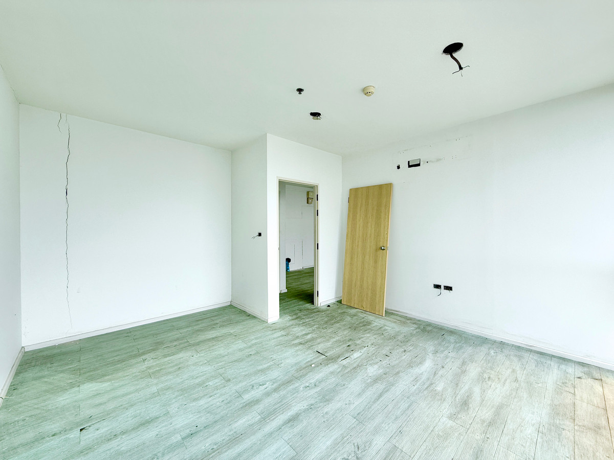 ขายคอนโดลาดพร้าว เซ็นทรัลลาดพร้าว : 🚀 The issara Ladprao - 77ตรม. 2นอน2น้ำ ทิศใต้ ชั้นสูง ราคาดี 092-545-6151 (ทีม)