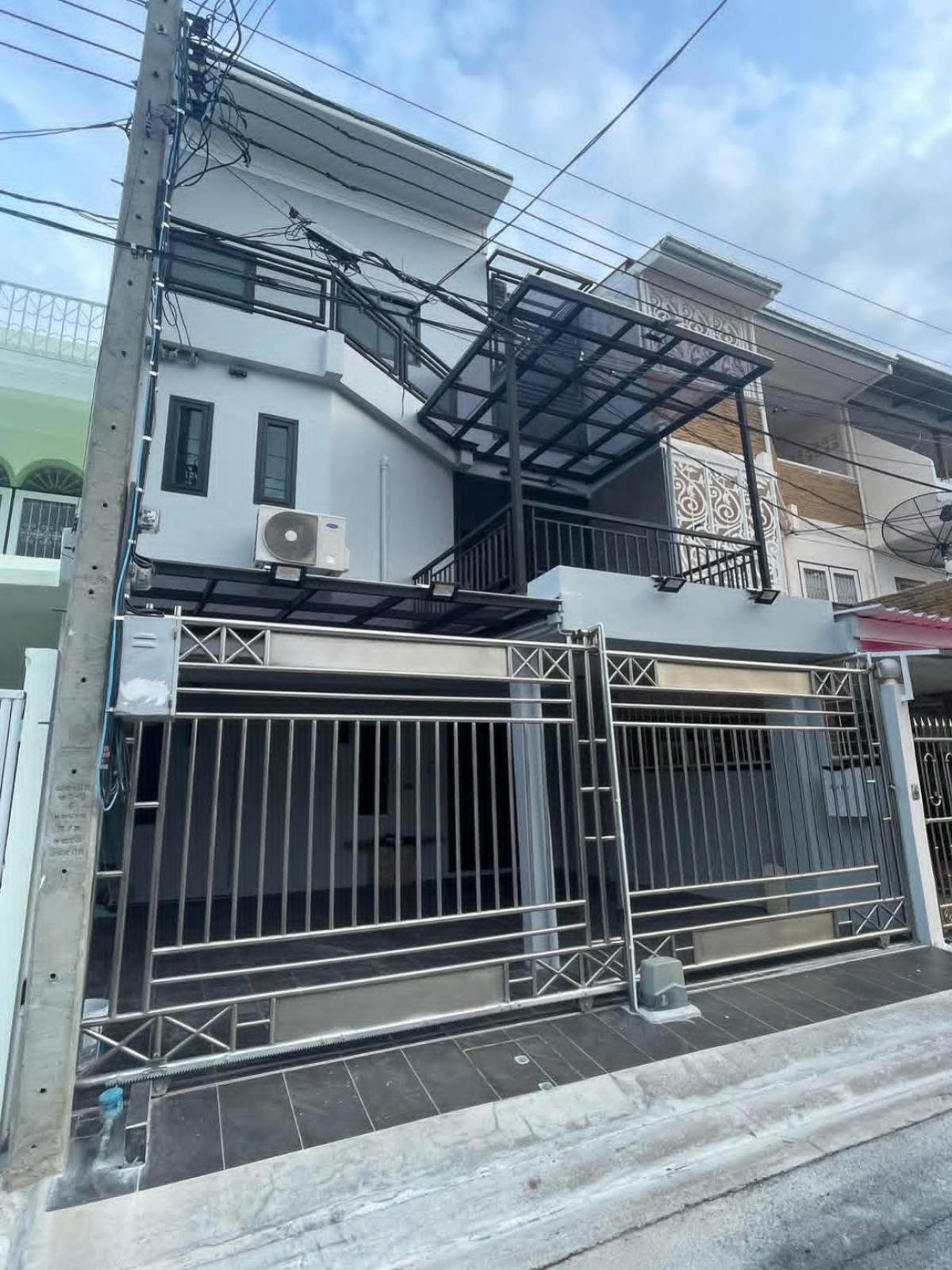 For SaleTownhomeBang Sue, Wong Sawang, Tao Pun : For Sale Townhome 3 storey,wong sawang , newly renovated , Wong Sawang , Bang Su , Bangkok , CX-145528