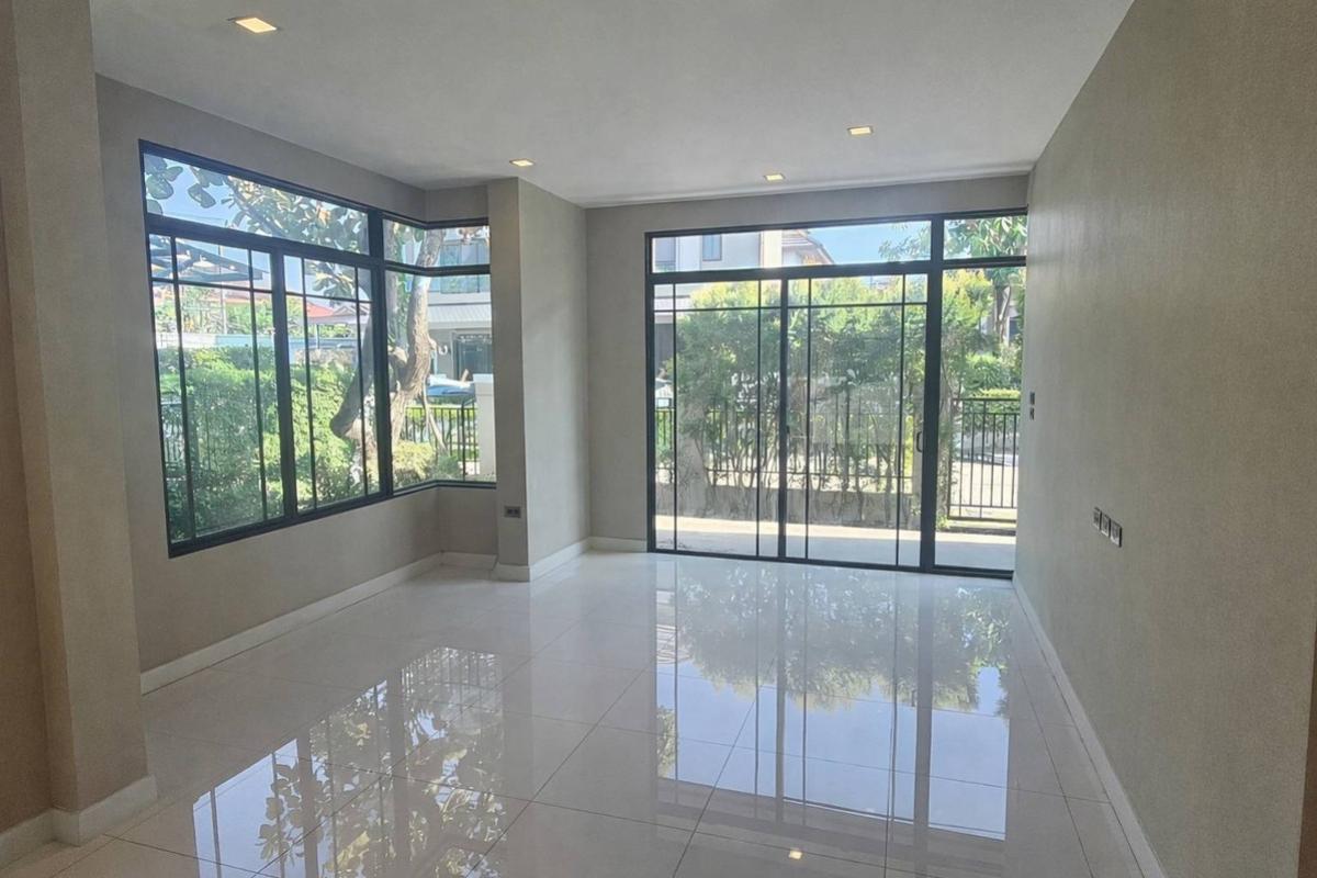 ขายบ้านเสรีไทย-นิด้า : ขายบ้าน  บางกอก บูเลอวาร์ด รามอินทรา - เสรีไทย 2 MRT-นพรัตนราชธานี คันนายาว เขต คันนายาว กรุงเทพ CX-145537