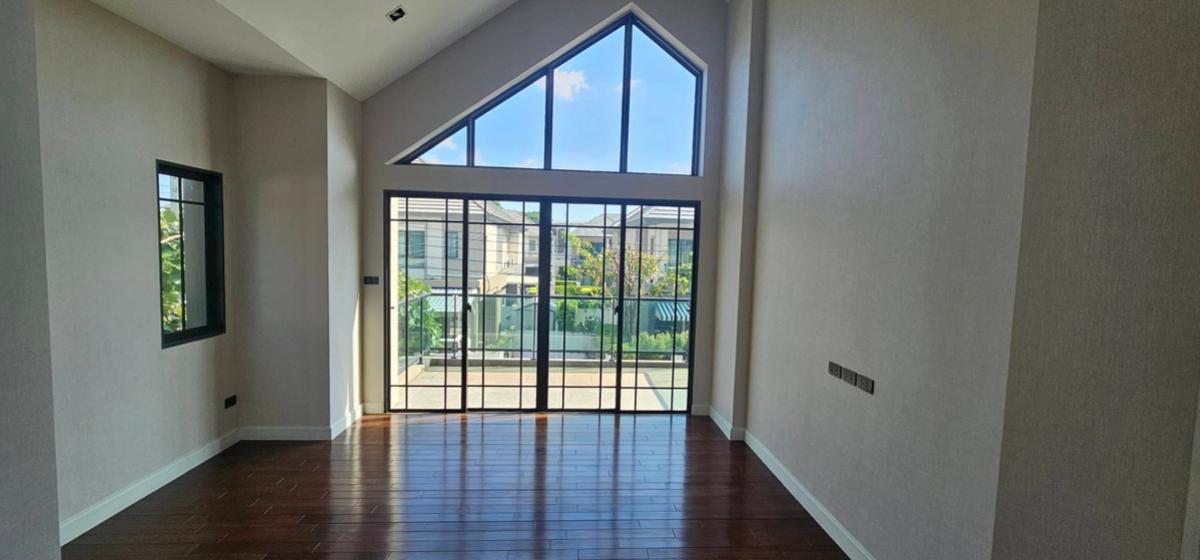 ขายบ้านเสรีไทย-นิด้า : ขายบ้าน  บางกอก บูเลอวาร์ด รามอินทรา - เสรีไทย 2 MRT-นพรัตนราชธานี คันนายาว เขต คันนายาว กรุงเทพ CX-145537