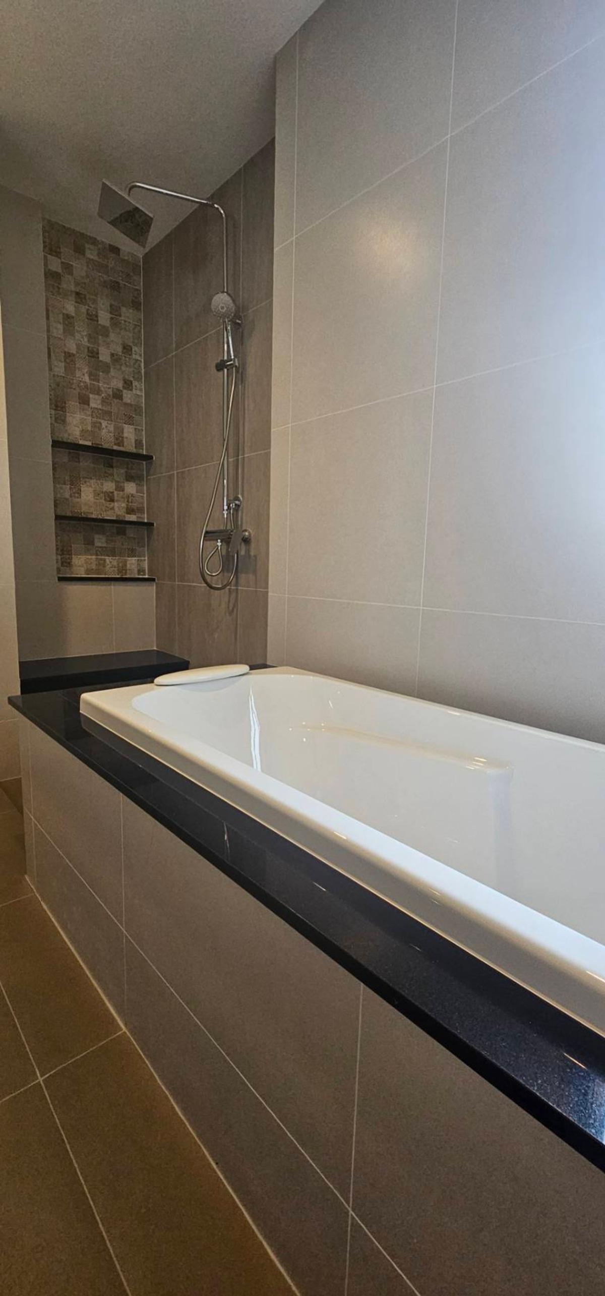 ขายบ้านเสรีไทย-นิด้า : ขายบ้าน  บางกอก บูเลอวาร์ด รามอินทรา - เสรีไทย 2 MRT-นพรัตนราชธานี คันนายาว เขต คันนายาว กรุงเทพ CX-145537