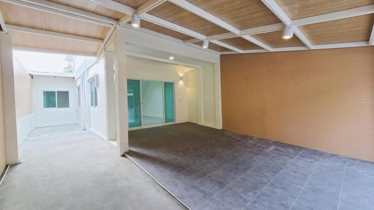 ขายทาวน์โฮมบางแค เพชรเกษม : ขายทาวน์เฮ้าส์/ทาวน์โฮม  บ้านพระปิ่น 4 หน้ากว้าง รีโนเวทใหม่ หนองแขม เขต หนองแขม กรุงเทพ CX-145636