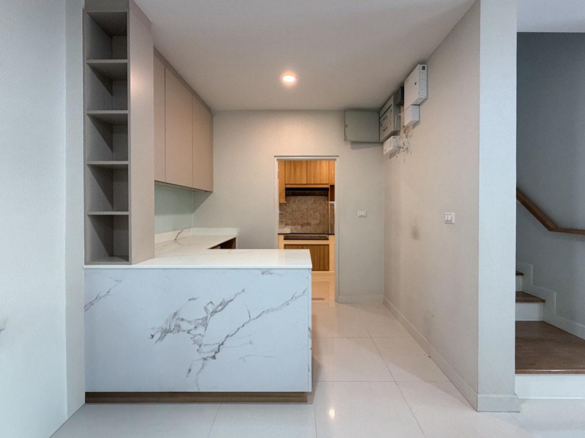 For SaleHouseBang kae, Phetkasem : For Sale House , Centro Sathorn - Kallapapruek , wide frontage , MRT-Bang Khae , Bang Phasi , Bang Khae , Bangkok , CX-145634