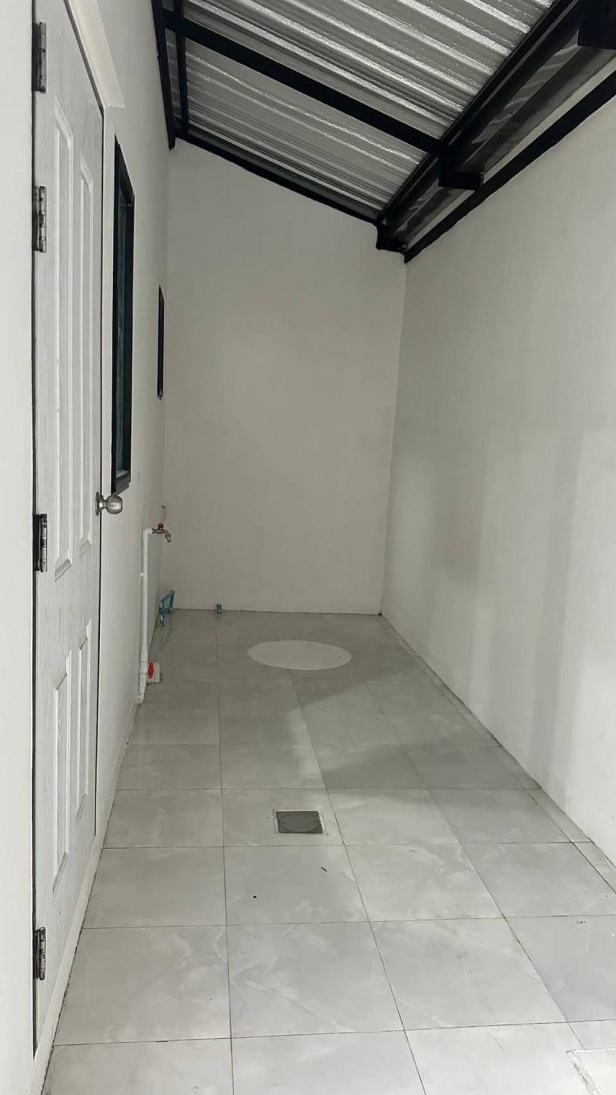 ขายทาวน์โฮมพัทยา บางแสน ชลบุรี สัตหีบ : ขายทาวน์เฮ้าส์/ทาวน์โฮม  อรินสิริ คันทรี ฮิลล์ ห้วยกะปิ เมืองชลบุรี ชลบุรี CX-145567