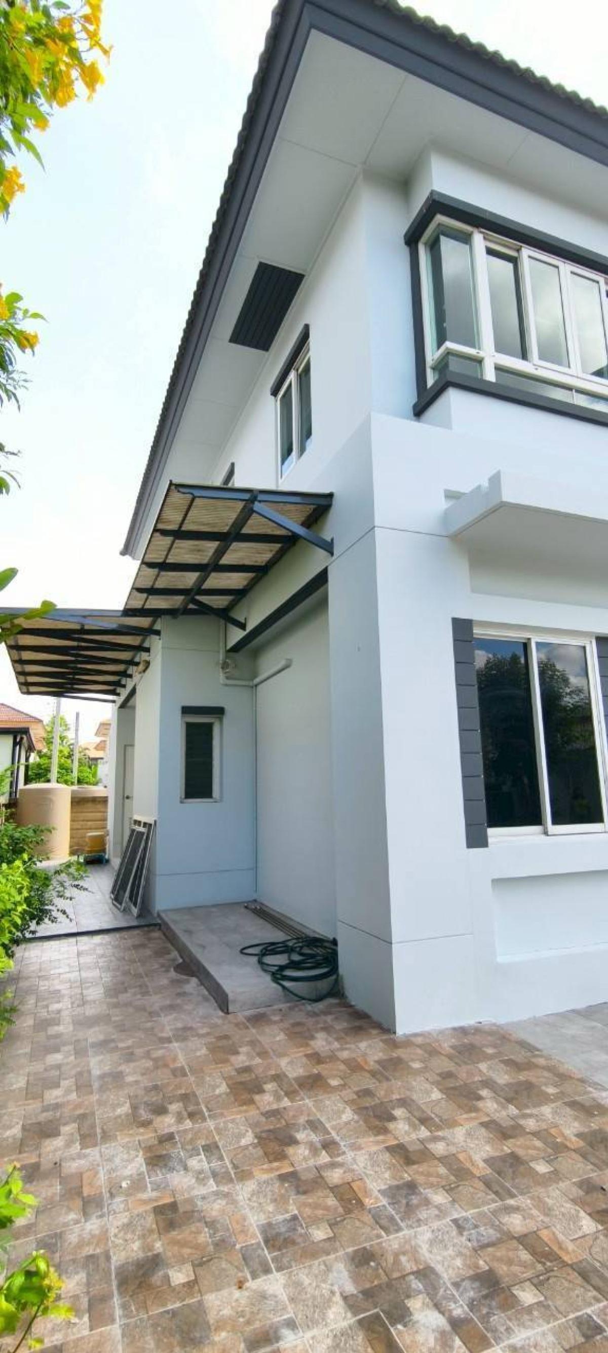 For SaleHouseLadkrabang, Suwannaphum Airport : For Sale House , BURASIRI ONNUT – BANGNA , wide frontage , newly renovated , Dok Mai , Prawet , Bangkok , CX-145561