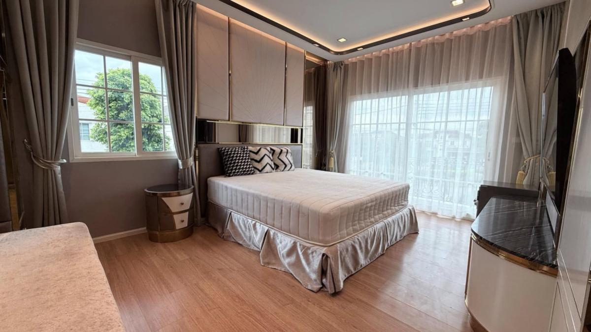 For SaleHouseKaset Nawamin,Ladplakao : For Sale House , Grandio Ladprao - Kaset Nawamin , Khlong Kum , Bung Kum , Bangkok , CX-127502