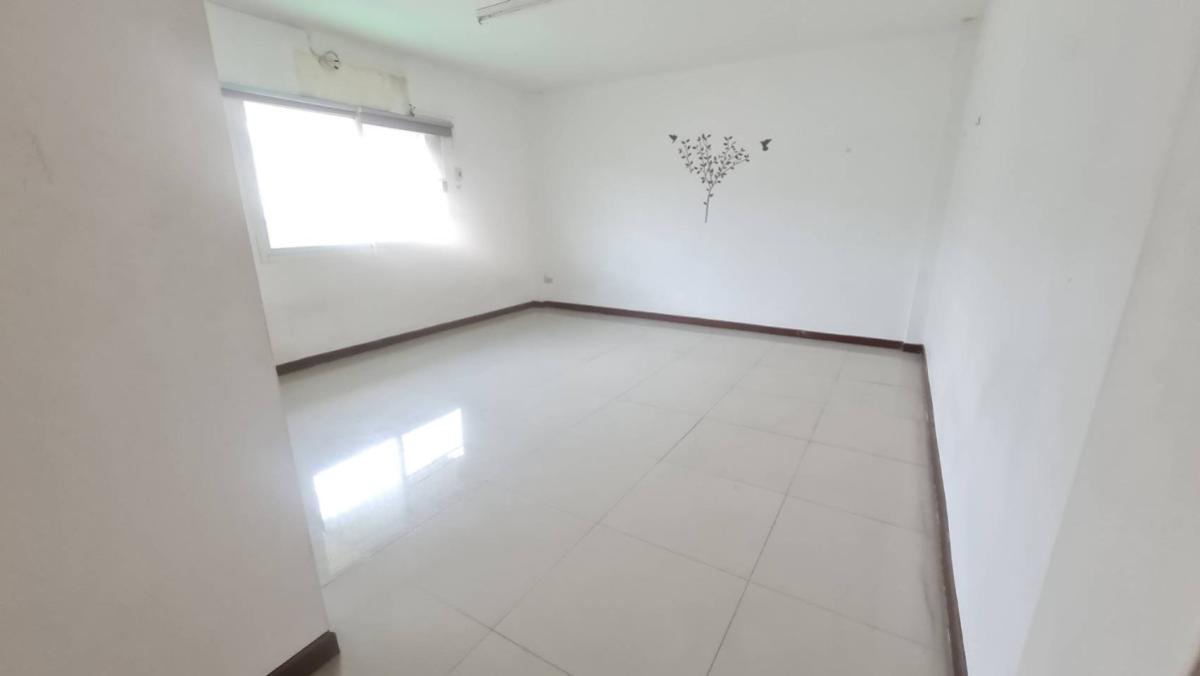 ขายทาวน์โฮมโชคชัย4 ลาดพร้าว71 : ขายบ้าน ทาวน์โฮม ลาดพร้าววังหิน8 (โชคชัย4) ลาดพร้าว เขต ลาดพร้าว กรุงเทพ CX-145599