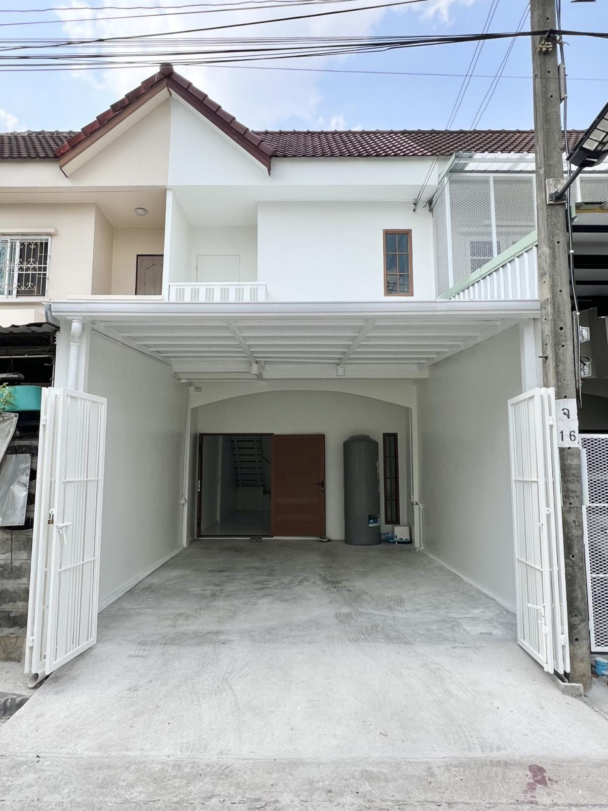 For SaleTownhomeChokchai 4, Ladprao 71, Ladprao 48, : For Sale Townhome, Sukhontha sawat 24 , newly renovated , Lat Phrao , Lat Phrao , Bangkok , CX-143887