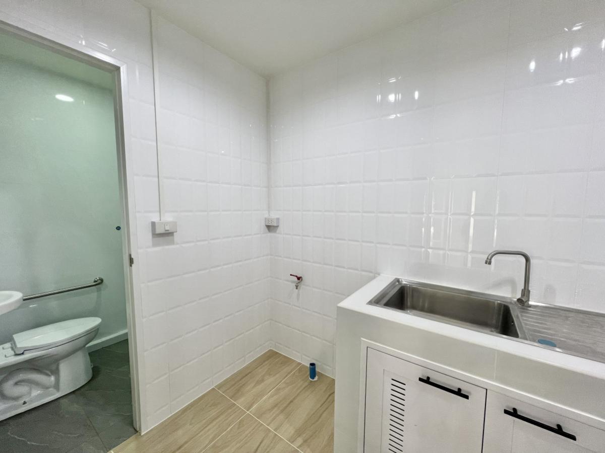 ขายทาวน์โฮมโชคชัย4 ลาดพร้าว71 : ขายทาวน์โฮม สุคนธสวัสดิ์ 24 รีโนเวทใหม่ ลาดพร้าว เขต ลาดพร้าว กรุงเทพ CX-143887