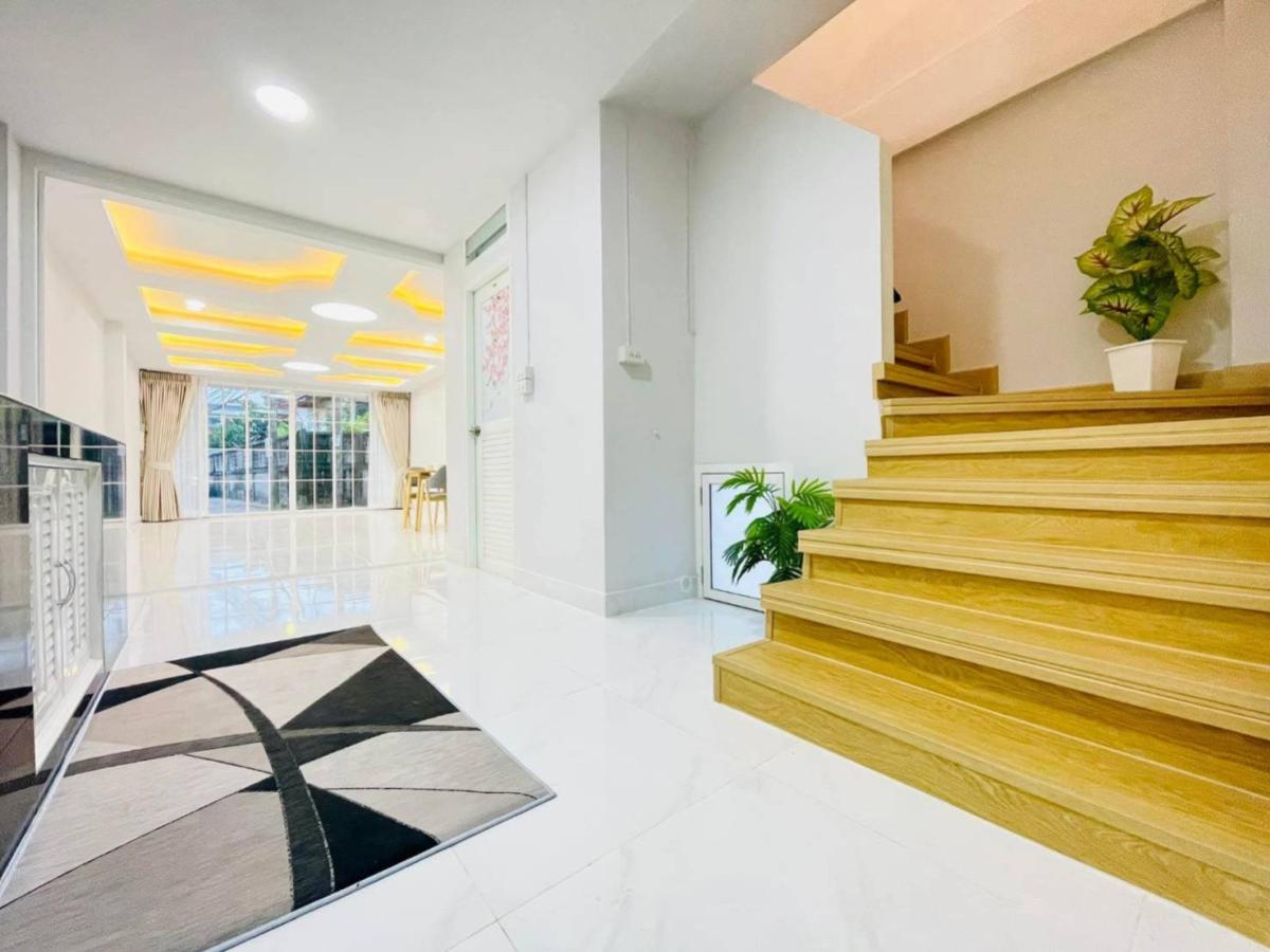 ขายทาวน์โฮมปิ่นเกล้า จรัญสนิทวงศ์ : ขายทาวน์เฮาส์ 3 ชั้น พื้นที่ 150 ตารางเมตร จรัญ46 บางยี่ขัน กรุงเทพมหานคร บางยี่ขัน เขต บางพลัด กรุงเทพ CX-145099