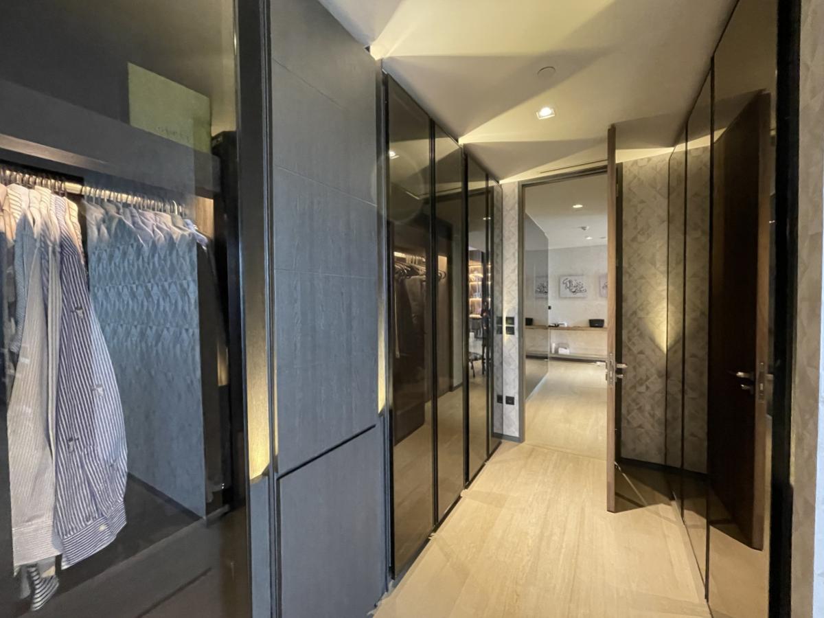 For SaleCondoSathorn, Narathiwat : For Sale Condo , The Sukhothai Residences , nice view , high floor , corner unit , wide frontage , MRT-Lumphini , Thungmahamek , Sa Thon , Bangkok , CX-128377