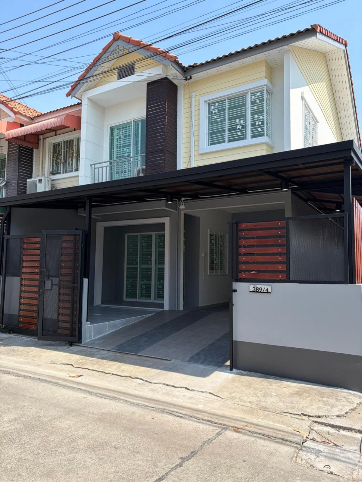 For SaleTownhomeSamut Prakan,Samrong : For Sale Townhouse/Townhome  , Poomjainivate 3 , newly renovated , Nai Khlong Bang Pla Kot , Phra Samut Chedi , Samut Prakarn , CX-145343