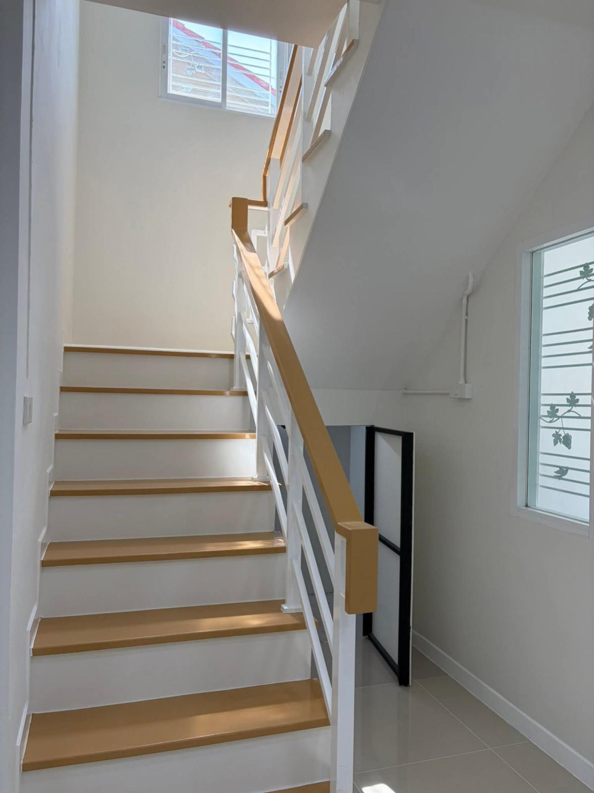 ขายทาวน์โฮมสมุทรปราการ สำโรง : ขายทาวน์เฮ้าส์/ทาวน์โฮม  ภูมิใจนิเวศน์ 3 รีโนเวทใหม่ ในคลองบางปลากด พระสมุทรเจดีย์ สมุทรปราการ CX-145343