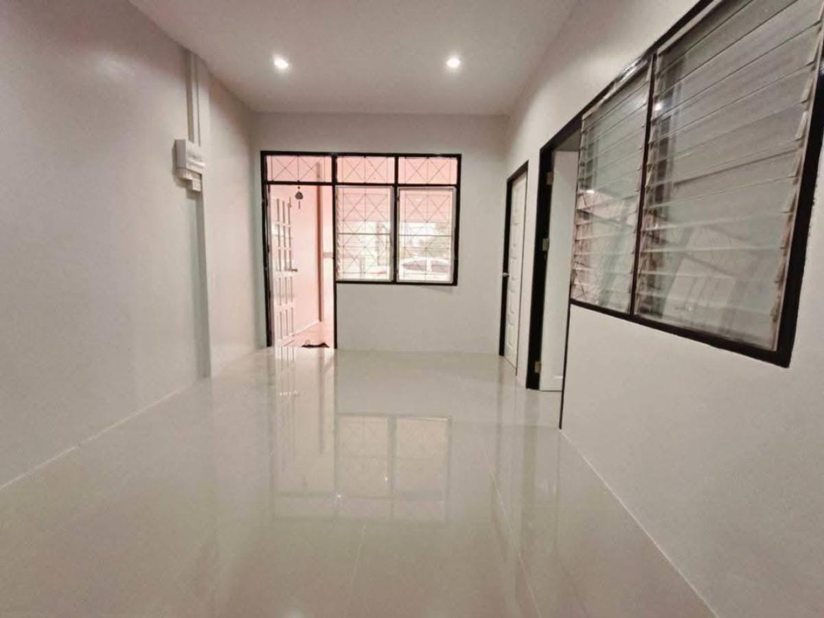 ขายทาวน์โฮมพัทยา บางแสน ชลบุรี สัตหีบ : ขายทาวน์เฮ้าส์/ทาวน์โฮม  พฤกษชาติ 7 หน้ากว้าง รีโนเวทใหม่ สุรศักดิ์ ศรีราชา ชลบุรี CX-145353