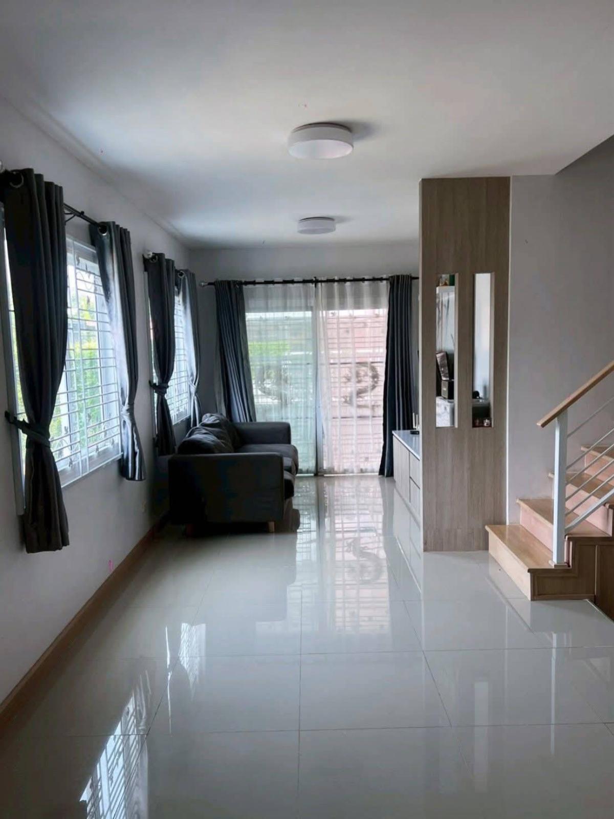 ขายทาวน์โฮมพัทยา บางแสน ชลบุรี สัตหีบ : ขายทาวน์เฮ้าส์/ทาวน์โฮม  เดอะ วัลเลย์ สุขุมวิท - บางแสน เสม็ด เมืองชลบุรี ชลบุรี CX-145397