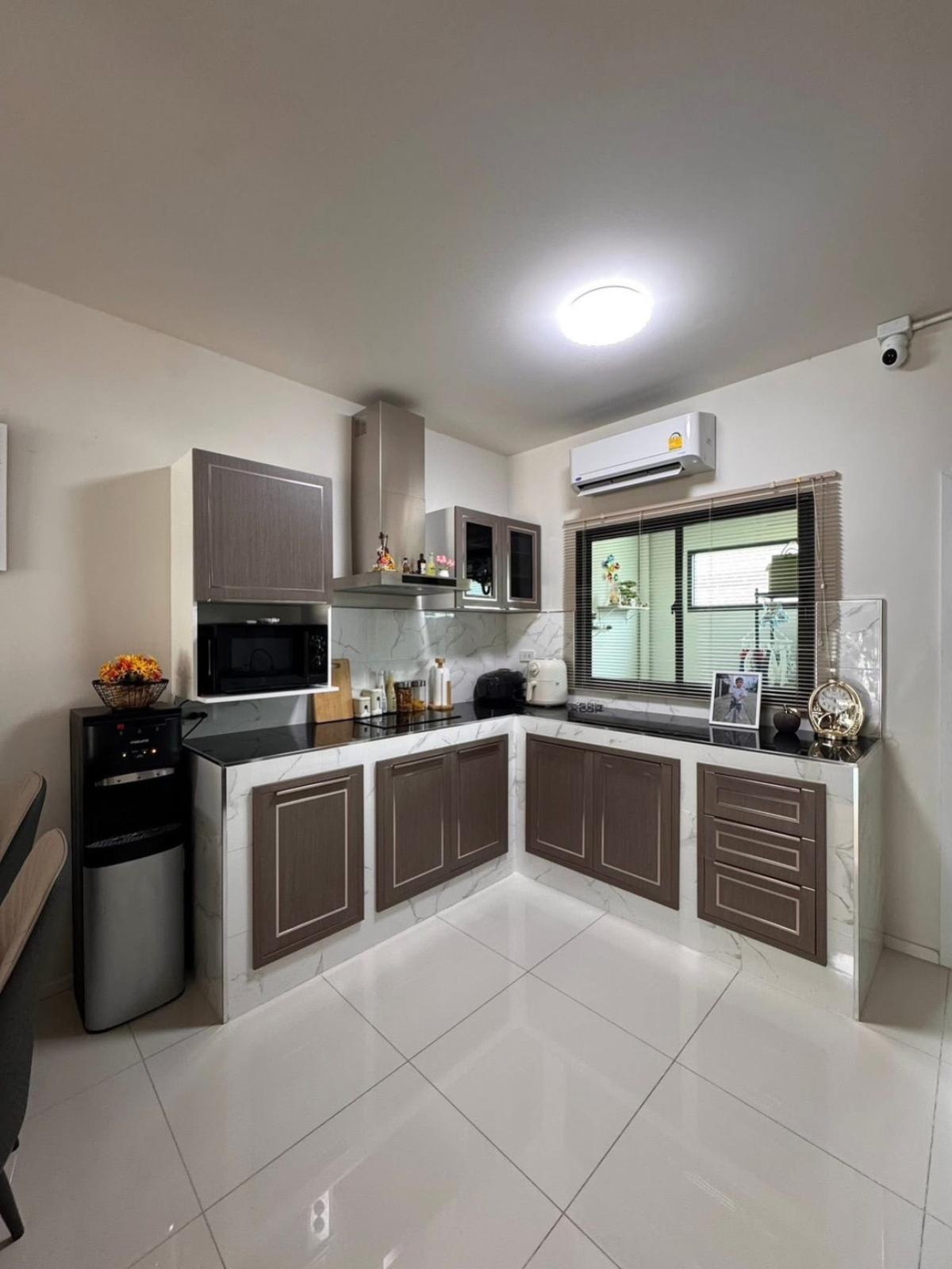 ขายทาวน์โฮมบางนา แบริ่ง ลาซาล : ขายทาวน์เฮ้าส์/ทาวน์โฮม  อัลติจูด คราฟ บางนา บางแก้ว บางพลี สมุทรปราการ CX-145067