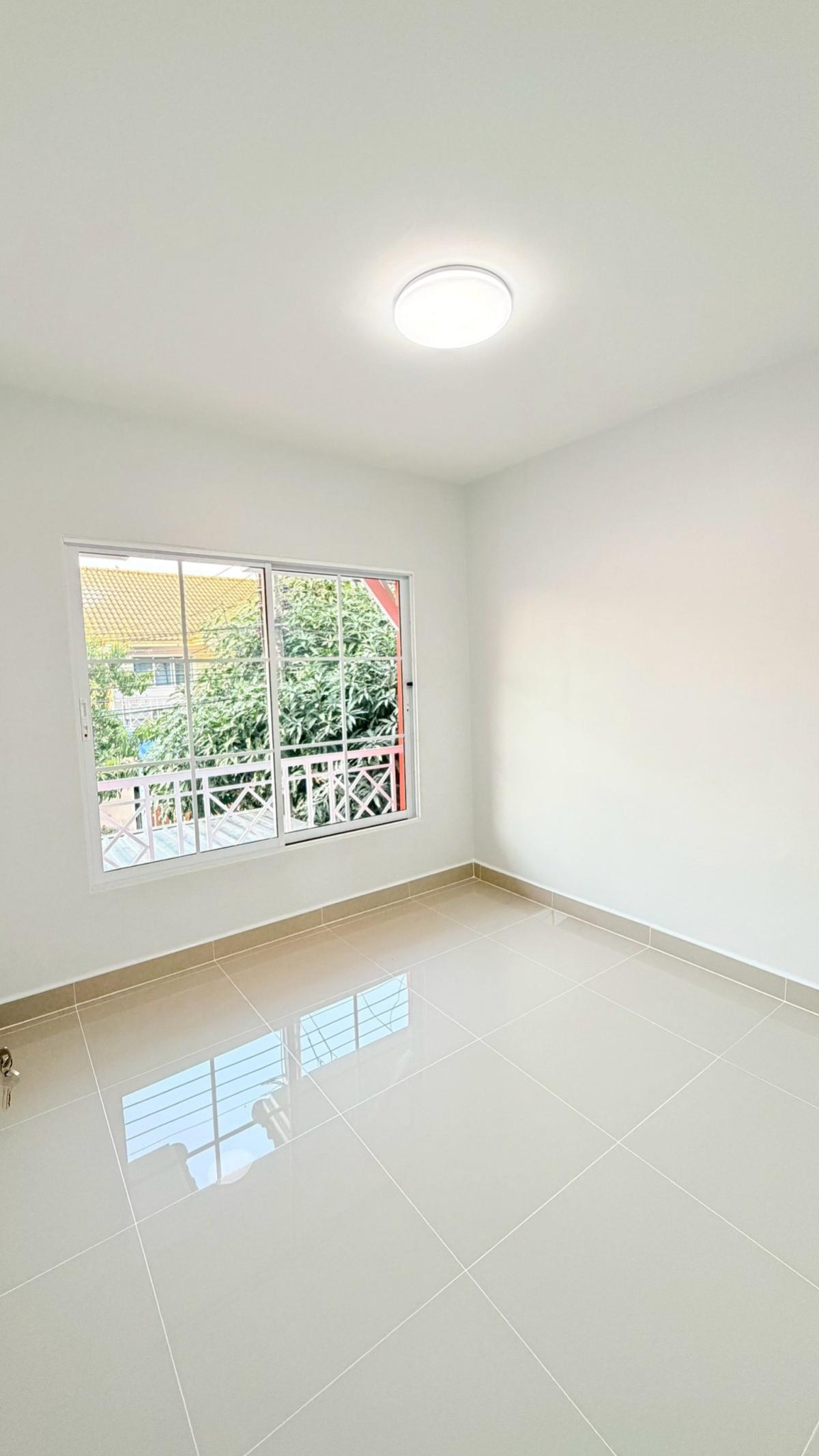 ขายทาวน์โฮมปทุมธานี รังสิต ธรรมศาสตร์ : ขายทาวน์เฮ้าส์/ทาวน์โฮม  พฤกษา 17 ลำลูกกา - คลอง 3 BTS-คูคต ลำลูกกา ลำลูกกา ปทุมธานี CX-145310