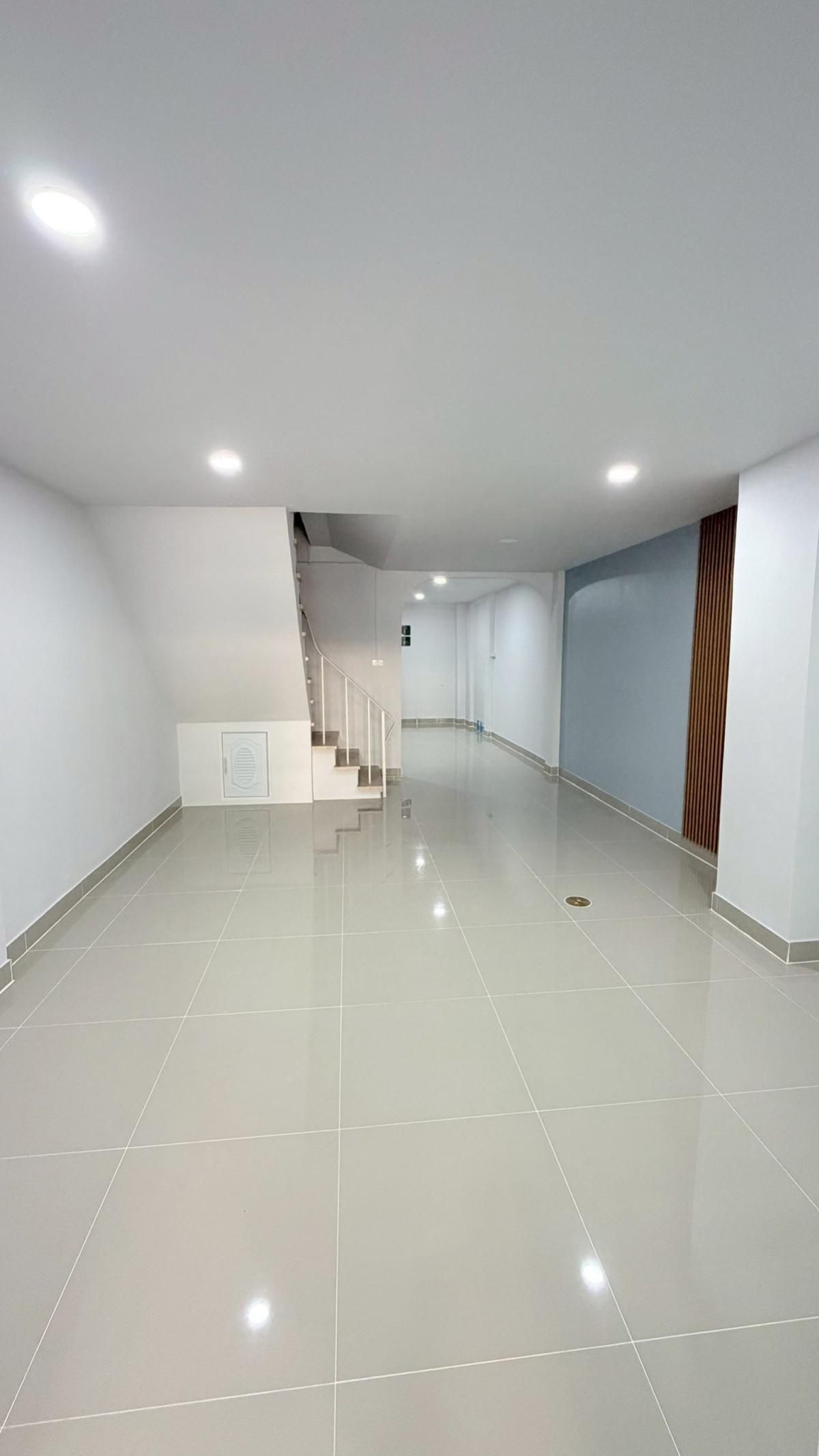 ขายทาวน์โฮมปทุมธานี รังสิต ธรรมศาสตร์ : ขายทาวน์เฮ้าส์/ทาวน์โฮม  บ้านแอร์วิลล่า คูคต ลำลูกกา ปทุมธานี CX-144365