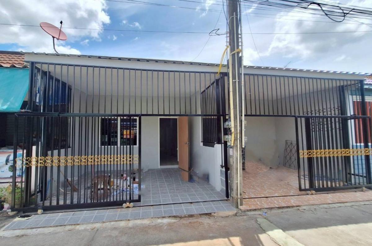 For SaleTownhomePattaya, Bangsaen, Chonburi : For Sale Townhouse, Wang Hin Soi 8. , newly renovated , Surasak , Si Racha , Chon Buri , CX-145279