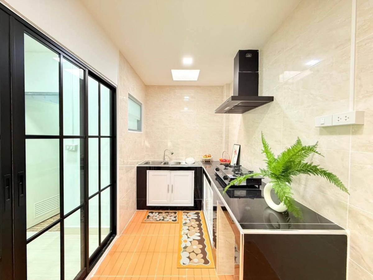 ขายทาวน์โฮมเสรีไทย-นิด้า : ขายทาวน์เฮ้าส์/ทาวน์โฮม  นวกานต์ เสรีไทย รีโนเวทใหม่ คลองกุ่ม เขต บึงกุ่ม กรุงเทพ CX-145249