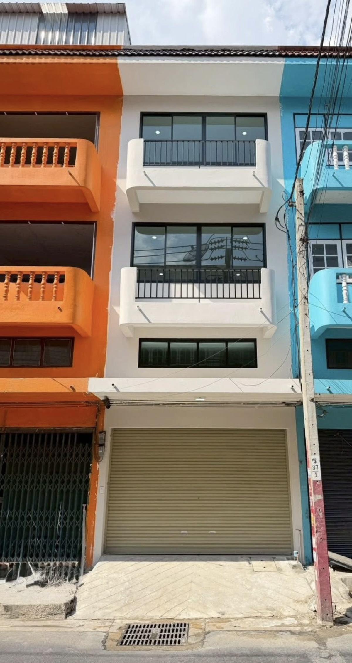 ขายอาคารพาณิชย์ราษฎร์บูรณะ สุขสวัสดิ์ : ขายอาคารพานิชย์ 3.5 ชั้น สุขสวัสดิ์ 78 (ซอยวัดชังเรือง) รีโนเวทใหม่ บางจาก พระประแดง สมุทรปราการ CX-142171