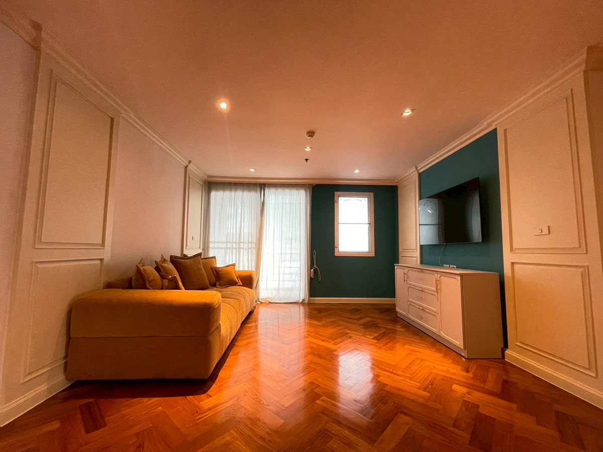 ให้เช่าคอนโดสุขุมวิท อโศก ทองหล่อ : เซเรเน่ เพลส สุขุมวิท 24