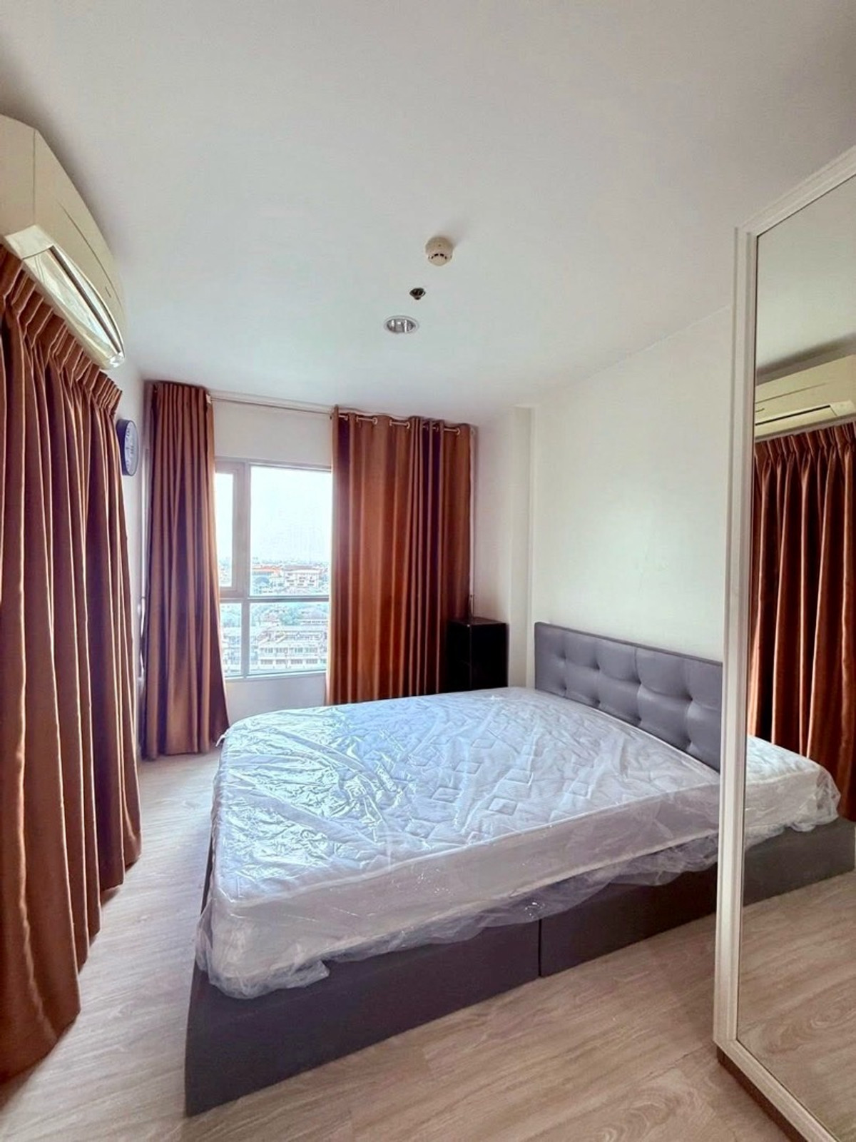 For RentCondoChaengwatana, Muangthong : For rent, Aspire Ngamwongwan, Building N, 11th floor (10,000 baht/month)