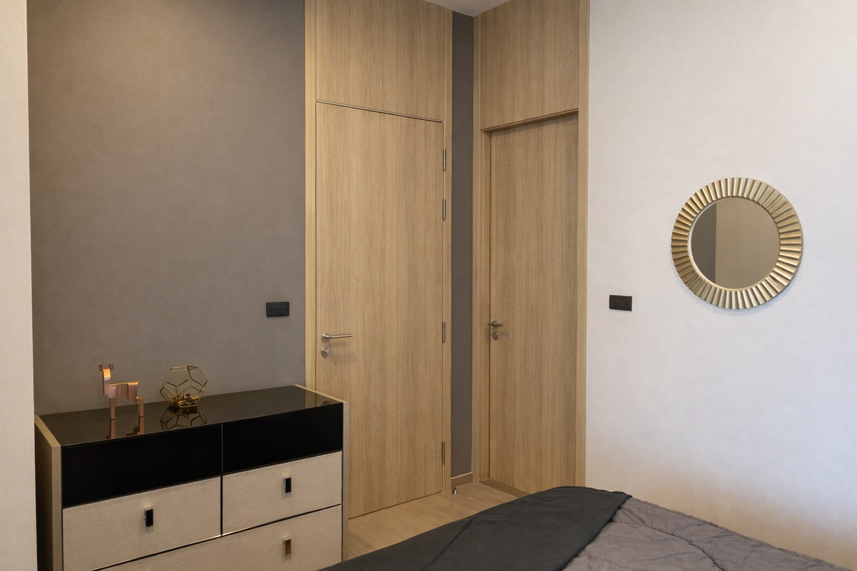 For RentCondoKhlongtoei, Kluaynamthai : 🔥 Rare Unit! Large room for rent, Siamese Exclusive 42, near BTS Ekkamai, only 130 m.