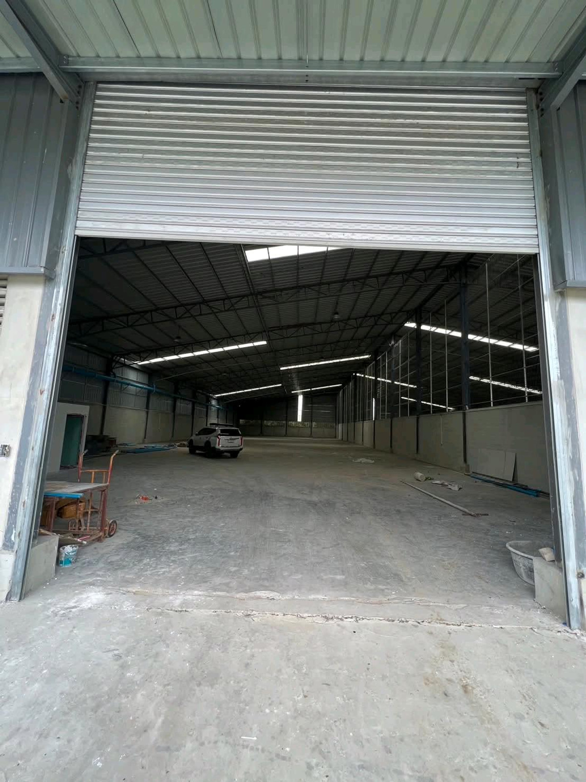 ให้เช่าโกดังพระราม 5 ราชพฤกษ์ บางกรวย : 📦 ให้เช่าโกดังมาตรฐานอุตสาหกรรม | บางกรวย นนทบุรี
พื้นที่ขนาดใหญ่ รองรับธุรกิจโลจิสติกส์ คลังสินค้า และโรงงานเบา