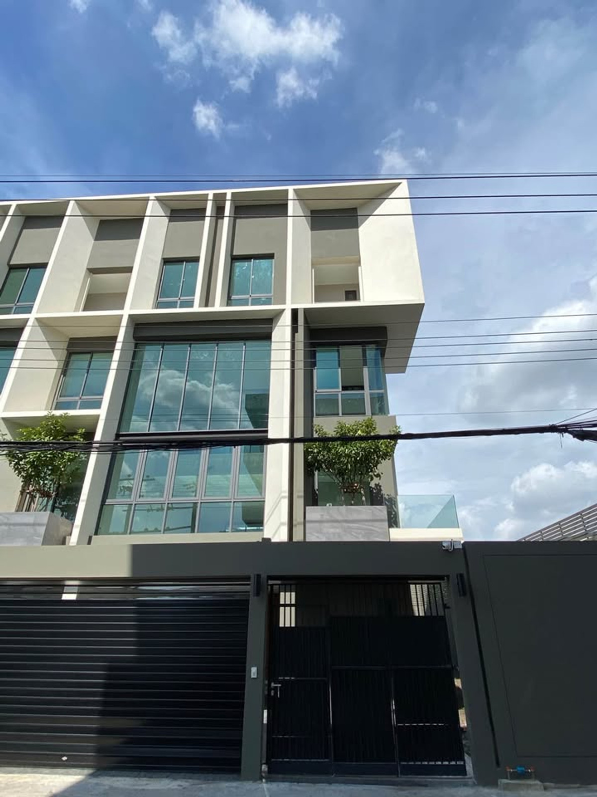 For RentOfficePattanakan, Srinakarin : Home office for rent near BTS Si nuch yellow line Srinakarin   ( SPSEVE1696 )