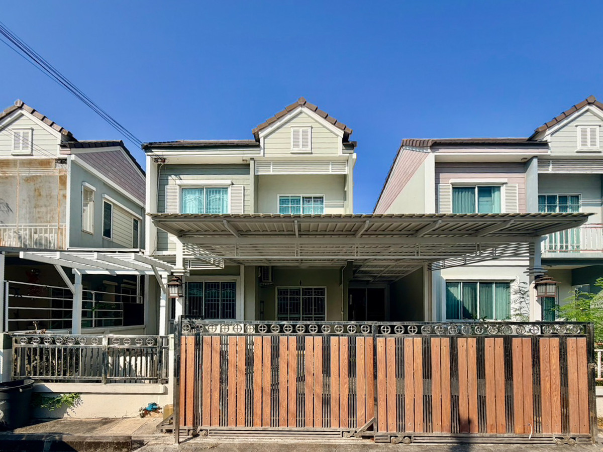 For RentTownhomeSamut Prakan,Samrong : The Village Bangna KM.10 / 3 Bedrooms (For Rent), The Village Bangna KM.10 / 3 Bedrooms (FOR RENT) YOK029