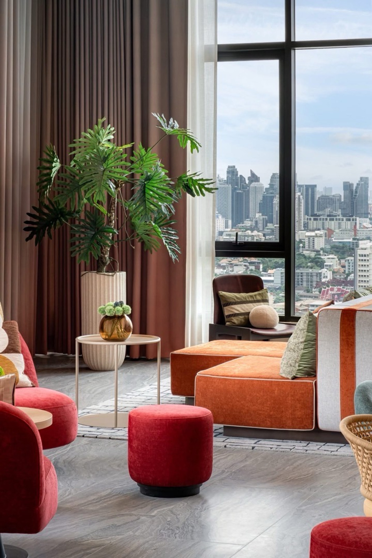 ขายคอนโดพระราม 9 เพชรบุรีตัดใหม่ RCA : 𝐓𝐇𝐄 𝐁𝐀𝐒𝐄 𝐑𝐀𝐌𝐀𝟗 𝐅𝐫𝐞𝐞 เงินดาวน์ 𝐎 บาท ผ่อนสบายๆ 𝟖,𝟗𝟎𝟎/เดือน ฟรีเฟอร์นิเจอร์ ฟรีทุกค่าใช่จ่าย ผ่อนตรงโครงการ 