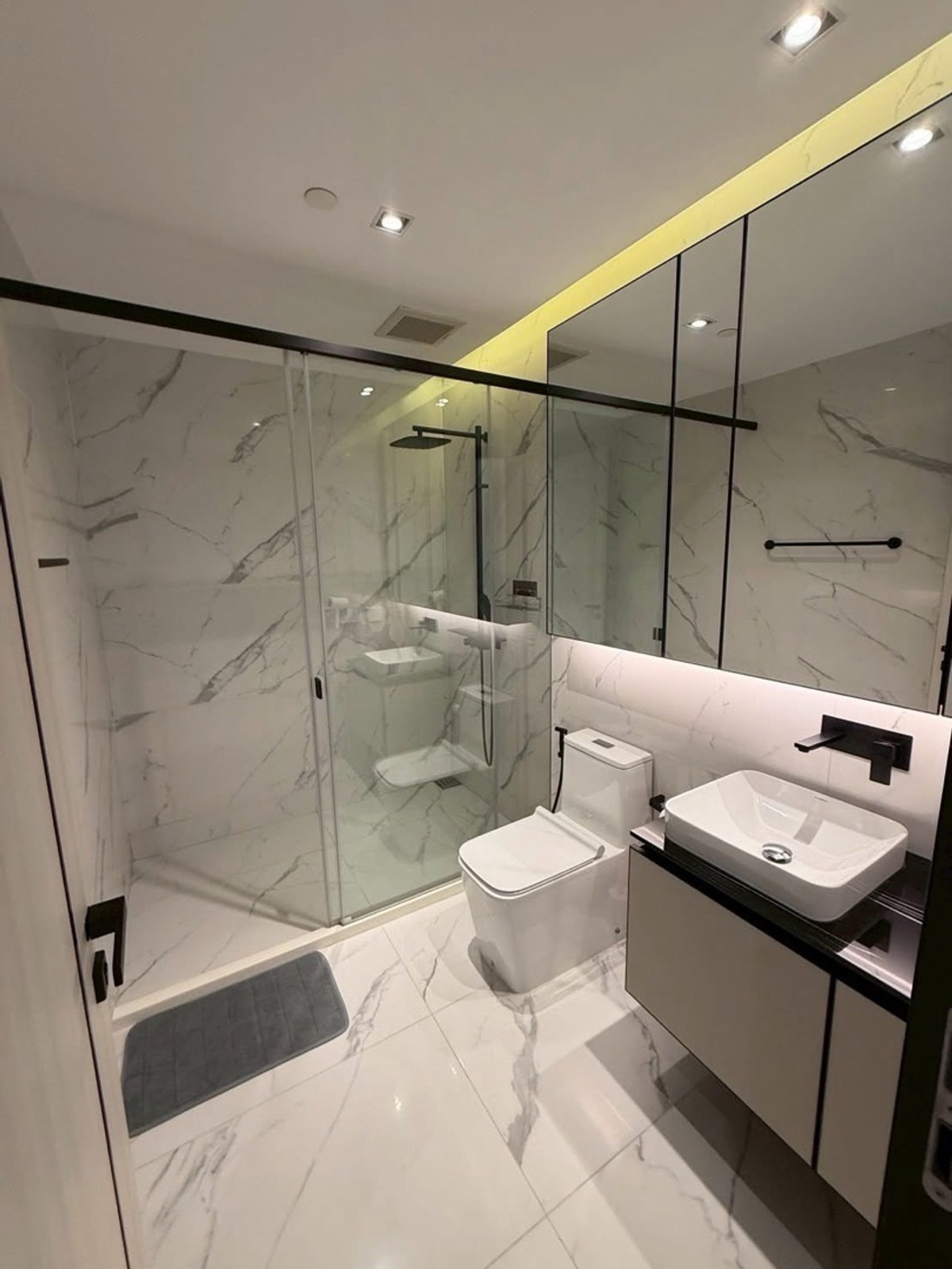 For RentCondoRatchathewi,Phayathai : For rent, The Room Phayathai, 21st floor, size 75 sq m, 2 bedrooms, 2 bathrooms, price 55,000 baht, near APL Ratchaprarop🚝 Beautiful room, ready to move in