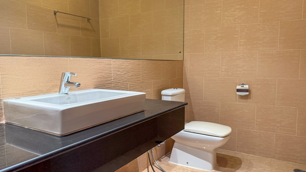 For RentSukhumvit, Asoke, Thonglor : The Verandah Sukhumvit 23 | 4 Bed 350 sq.m. Please call: 062-496-6454