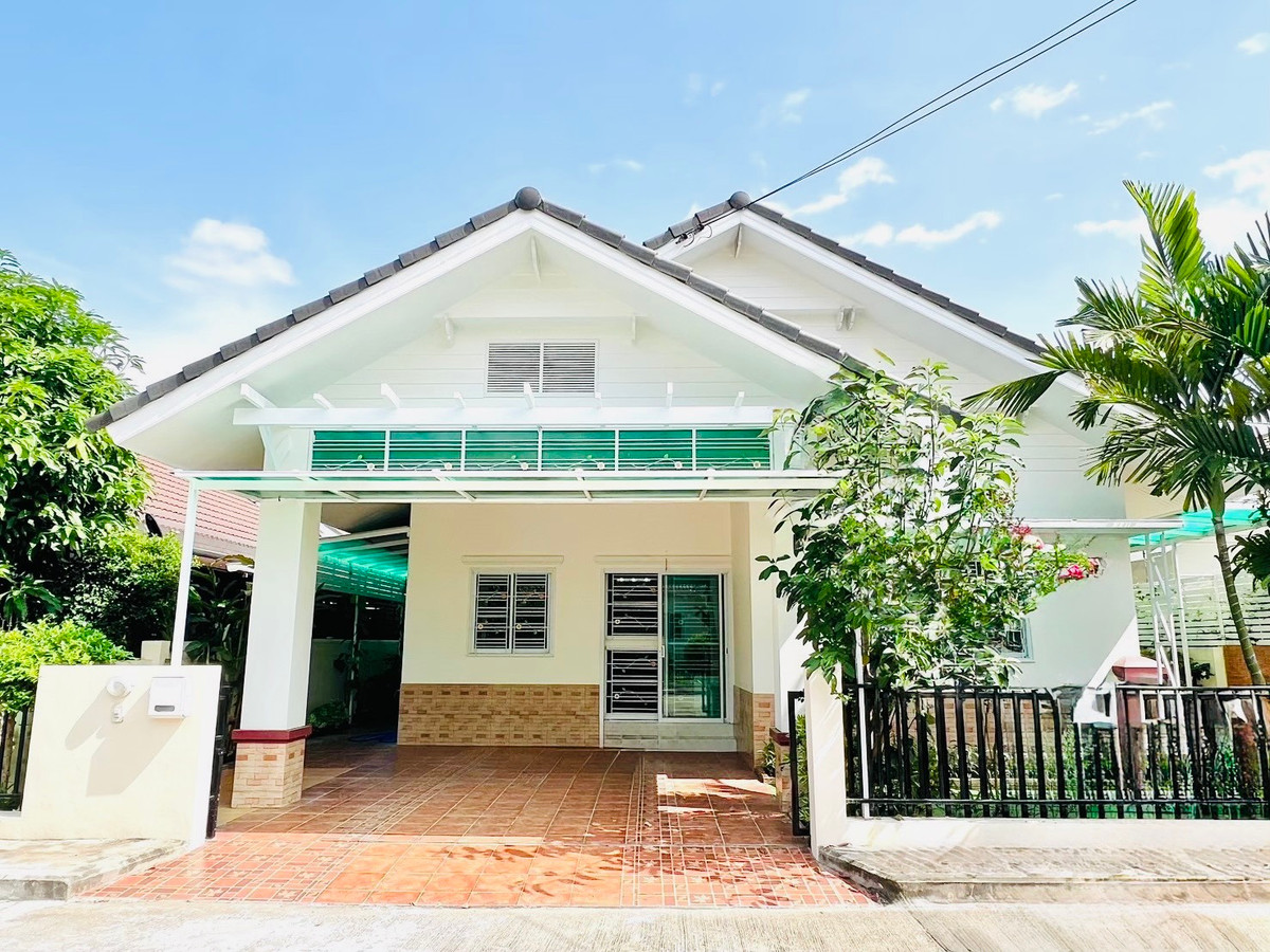 ให้เช่าบ้านเชียงใหม่ : 🌄 บ้านสวยวิวภูเขา ให้เช่าติดทรัพย์ตรงกับเจ้าของ | มีสวน + สระว่ายน้ำ + ฟิตเนส