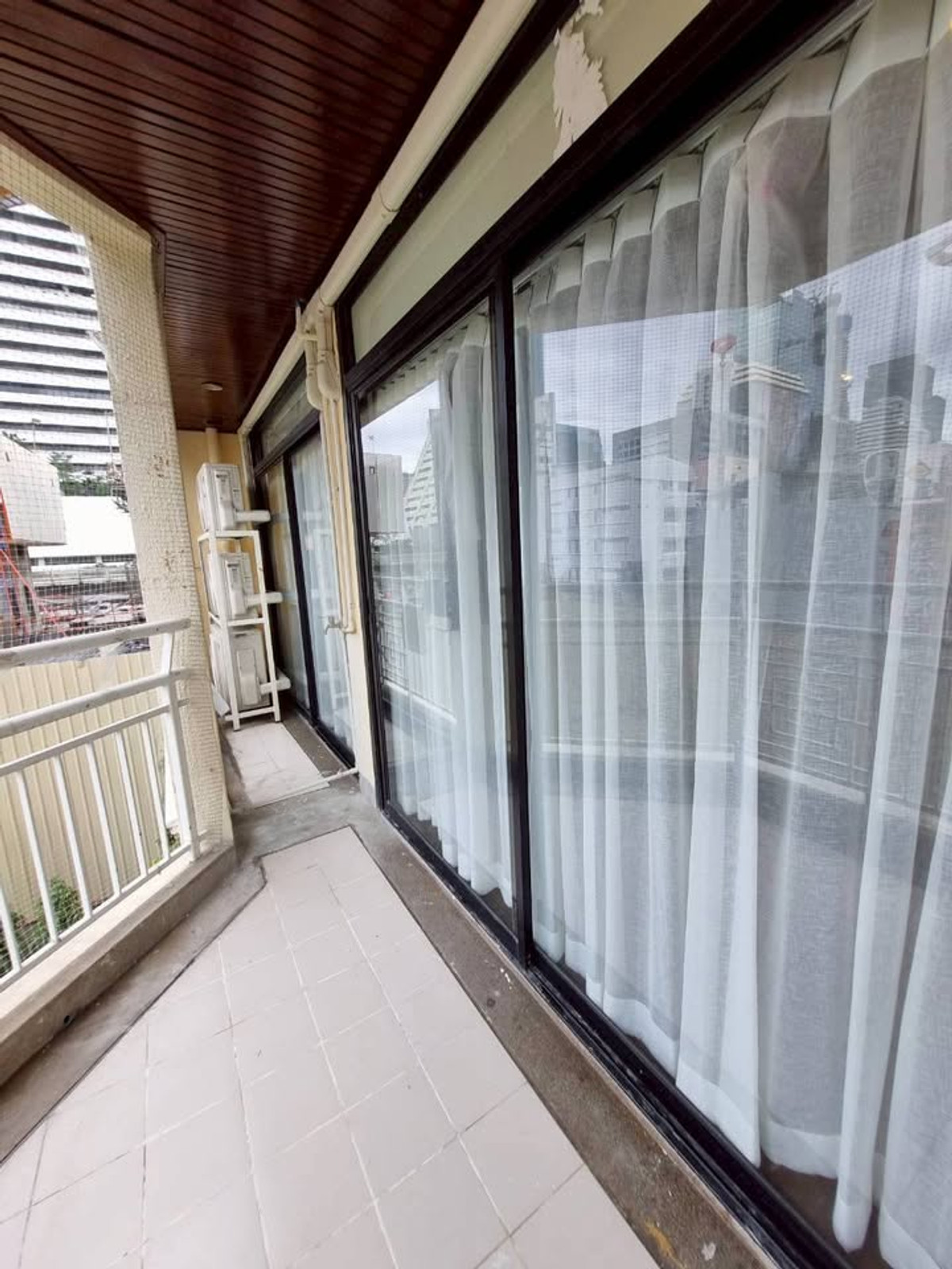 ขายคอนโดสีลม ศาลาแดง บางรัก : 🏠✨ กรีนพอยท์ สีลม | ขายคอนโด 2 ห้องนอน (HBH-ST-143)